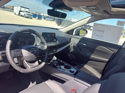 New 2026 Nissan Rogue Dark Armor AWD/4WD image 23