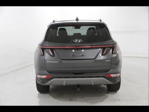 Certified 2024 Hyundai Tucson Limited AWD/4WD image 20