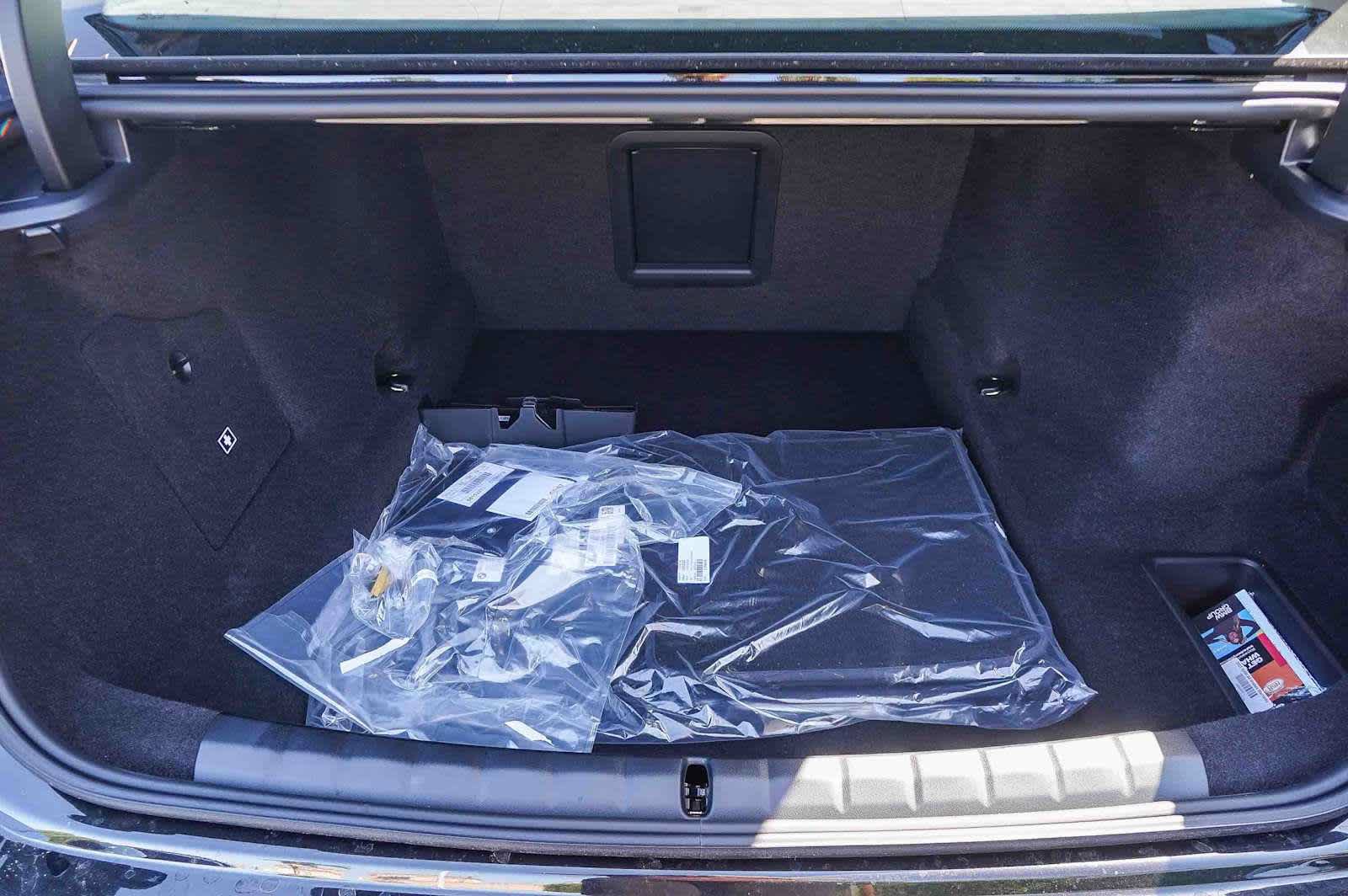 New 2027 BMW 740i RWD image 29