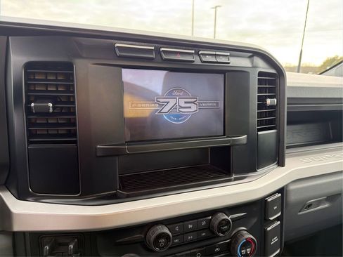 Used 2023 Ford F350 XL w/ FX4 Off-Road Package image 13