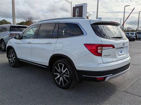 Used 2021 Honda Pilot Touring image 6