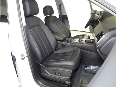 Used 2023 Audi Q5 2.0T Premium image 18