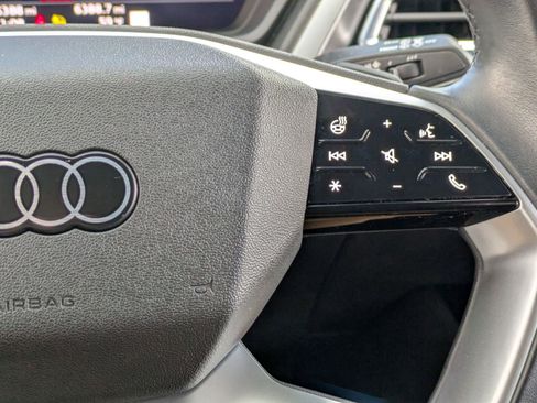 Used 2023 Audi Q4 e-tron Premium Plus w/ Premium Plus image 11