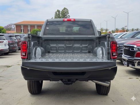 New 2026 RAM 2500 Tradesman AWD/4WD image 7