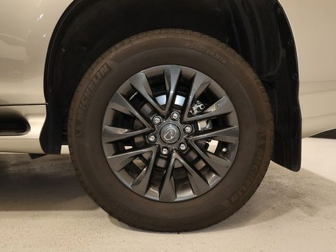 Used 2023 Lexus GX 460 Premium w/ Premium Plus Package image 33