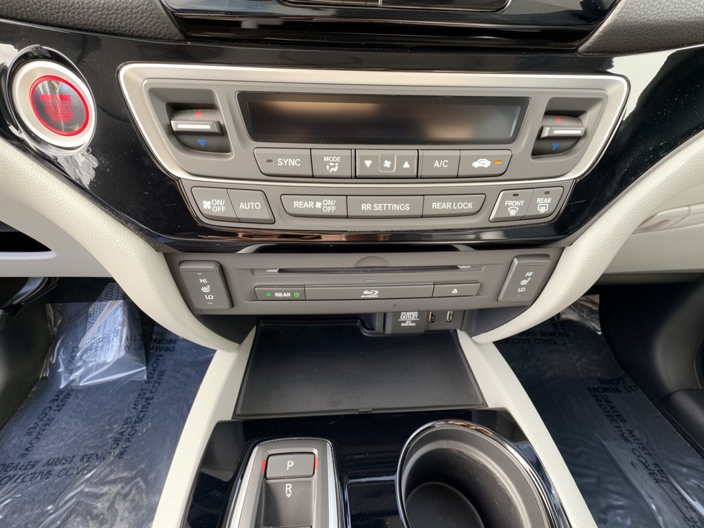 Used 2016 Honda Pilot Touring image 22