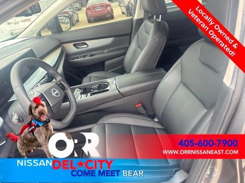 New 2025 Nissan Murano SL w/ Cargo Package AWD/4WD image 13