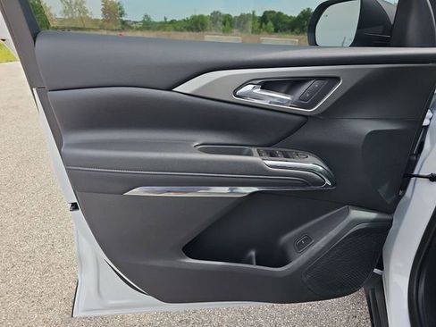 New 2026 Chevrolet Traverse LT FWD image 22
