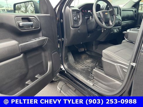 Used 2021 Chevrolet Silverado 1500 Custom image 11