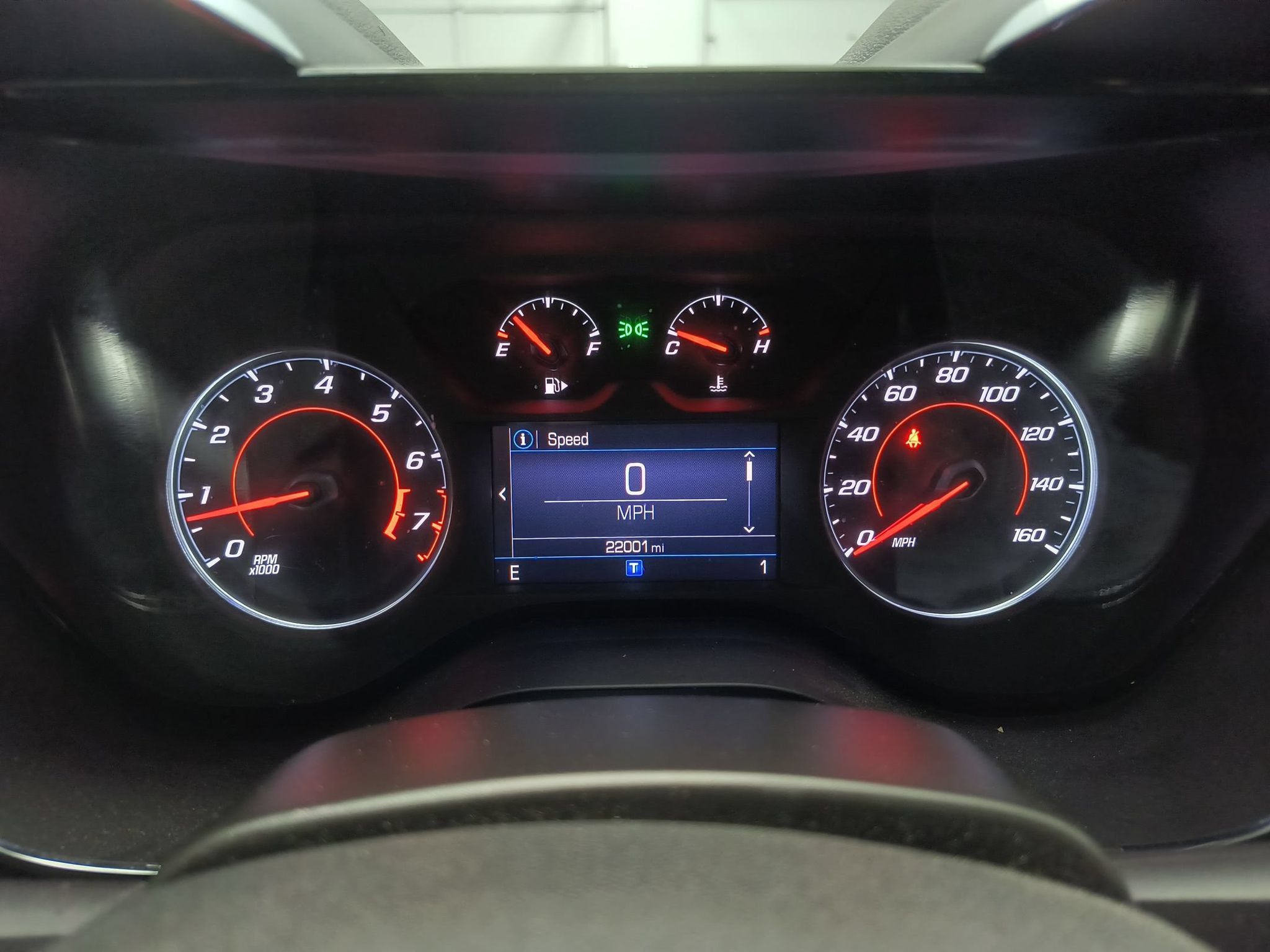 Used 2021 Chevrolet Camaro LT w/ Technology Package RWD image 19