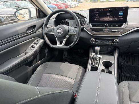 New 2026 Nissan Altima 2.5 SV FWD image 20