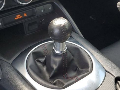 Used 2017 MAZDA MX-5 Miata RF Grand Touring image 21