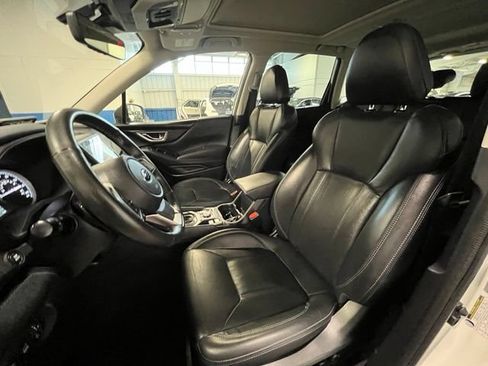 Used 2023 Subaru Forester Touring AWD/4WD image 21