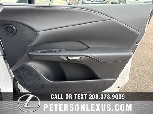 Used 2025 Lexus RX 350 AWD/4WD image 12