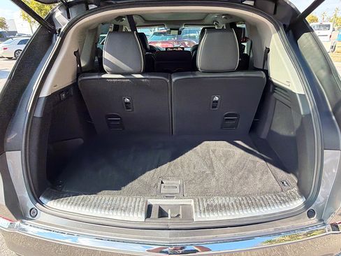 Used 2023 Acura MDX SH-AWD w/ Advance Package image 11