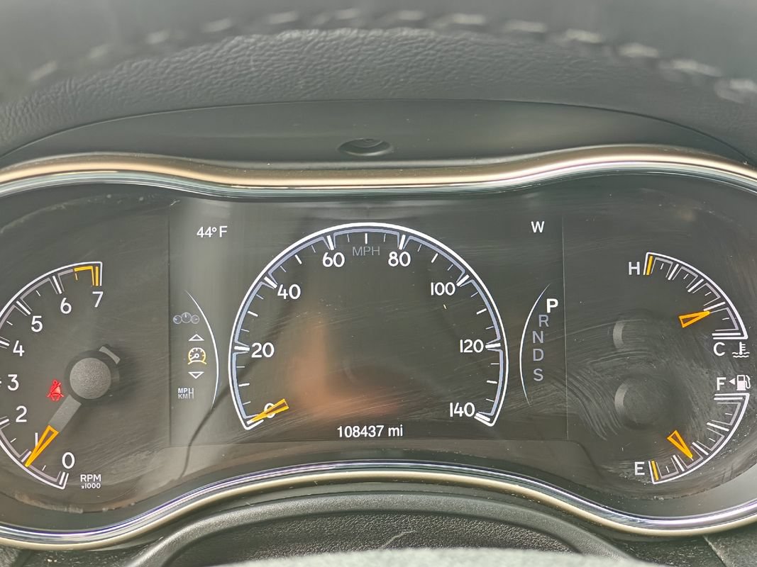 Used 2015 Jeep Grand Cherokee Laredo AWD/4WD image 21