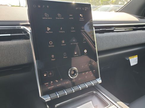 New 2026 GMC Sierra EV Elevation image 16