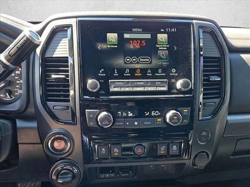 Used 2024 Nissan Titan PRO-4X w/ Pro-4x Convenience Package image 12