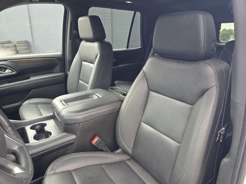 Used 2023 Chevrolet Tahoe LT w/ Luxury Package AWD/4WD image 14