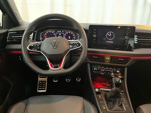 Certified 2025 Volkswagen Jetta GLI Autobahn w/ GLI Black Package image 19