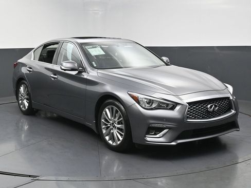 Used 2023 INFINITI Q50 Luxe w/ Cargo Package image 3