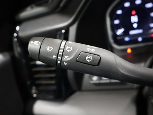 Used 2024 GMC Sierra 1500 AT4 w/ Technology Package image 38