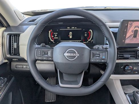 New 2026 Nissan Pathfinder SL FWD image 12