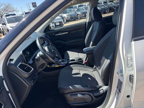 Used 2025 Kia Seltos S image 28