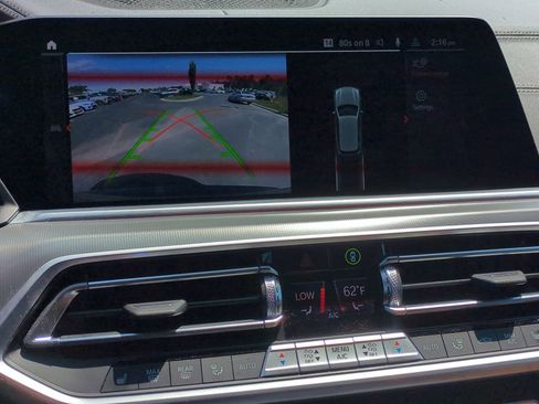 Used 2022 BMW X5 sDrive40i w/ Executive Package image 25