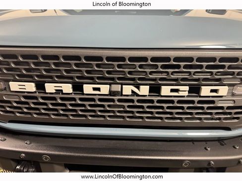 Used 2023 Ford Bronco Badlands AWD/4WD image 10