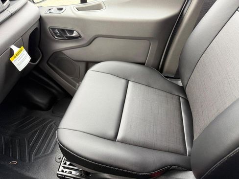 New 2026 Ford Transit 250 148 Medium Roof image 15