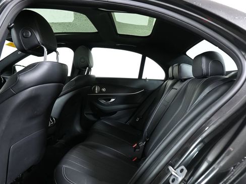 Used 2023 Mercedes-Benz E 350 4MATIC Sedan image 7
