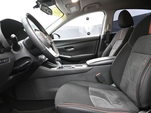 Used 2025 Nissan Sentra SR image 15