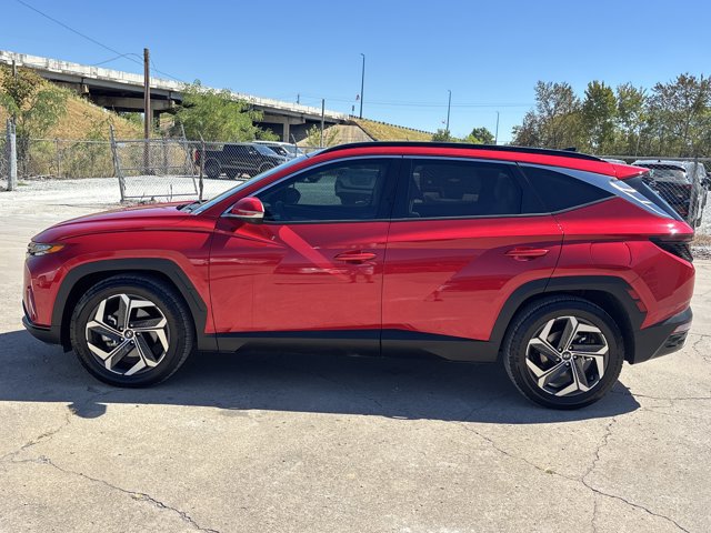 Used 2023 Hyundai Tucson Limited w/ Cargo Package FWD image 9