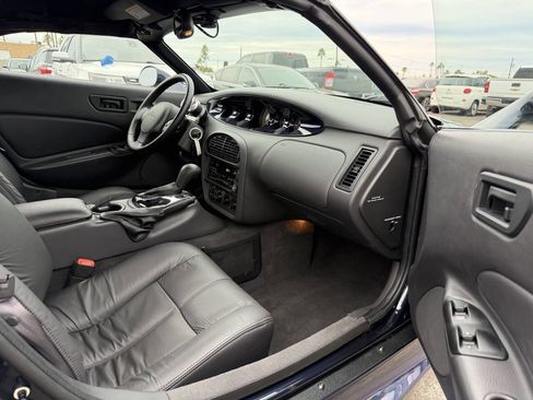 Used 2001 Chrysler Prowler image 27