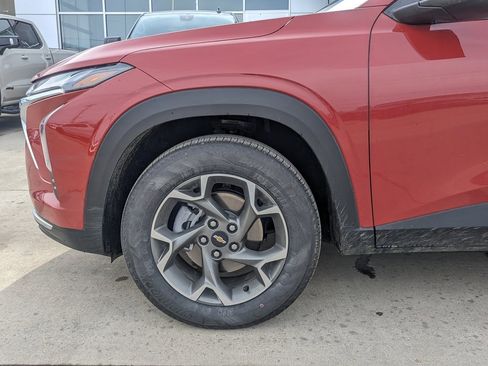New 2026 Chevrolet Trax LT w/ Driver Confidence Package image 10