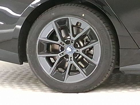 Certified 2023 BMW i4 eDrive35 w/ Premium Package image 10