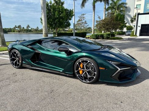Used 2025 Lamborghini Revuelto AWD/4WD image 5