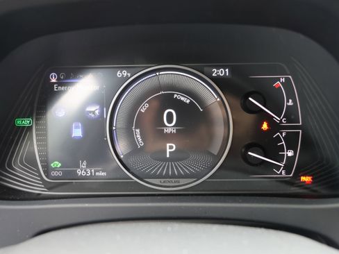 Used 2024 Lexus UX 250h FWD w/ Premium Package image 15