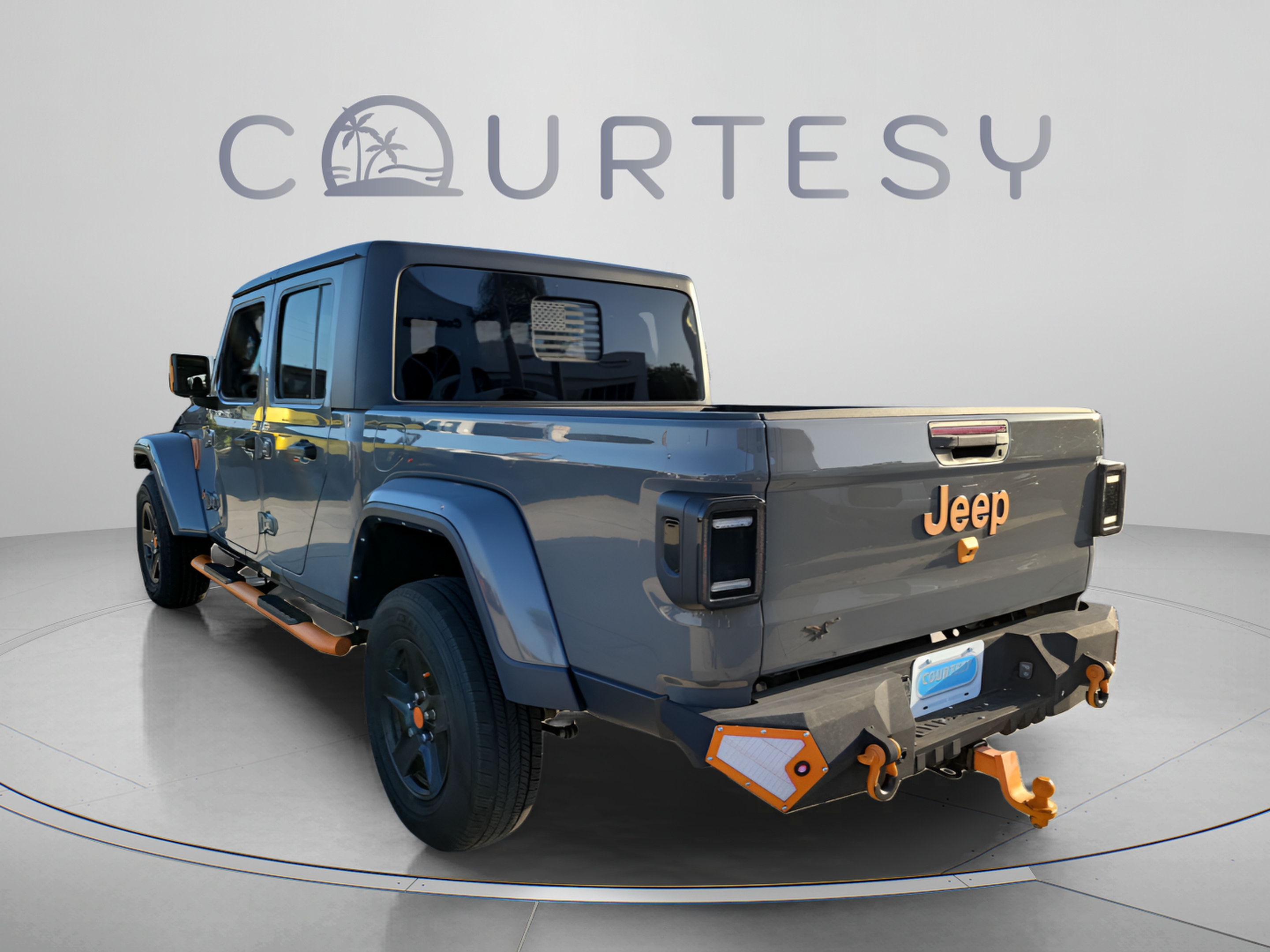 Used 2022 Jeep Gladiator Sport AWD/4WD image 2