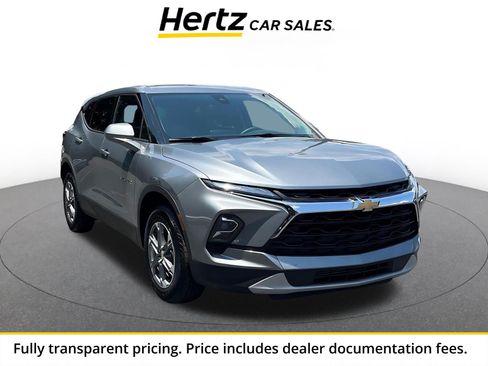 Used 2026 Chevrolet Blazer LT FWD image 1