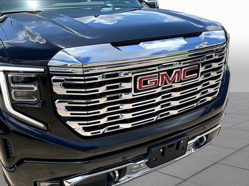 Used 2024 GMC Sierra 1500 Denali AWD/4WD image 30