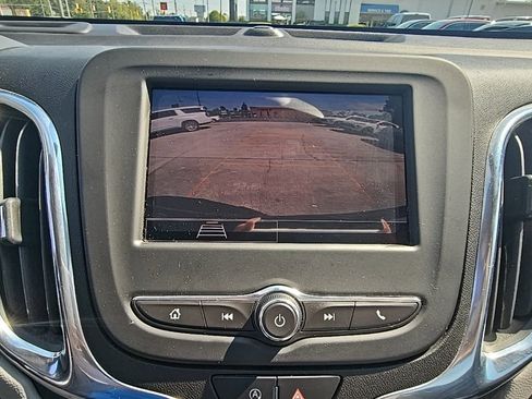 Used 2022 Chevrolet Equinox LS w/ LPO, Floor Liner Package image 21