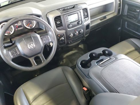 Used 2019 RAM 1500 Tradesman w/ Chrome Appearance Group RWD image 12