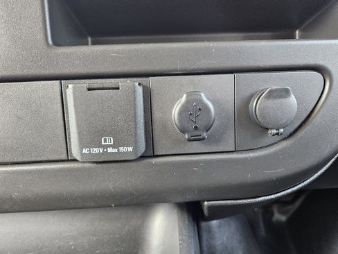 Used 2020 Chevrolet Express 3500 LS image 36