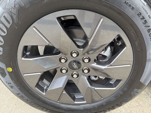 New 2025 Ford F150 Lightning Flash AWD/4WD image 32
