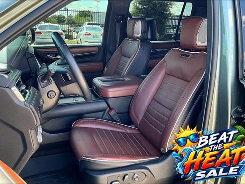 Used 2023 GMC Yukon XL Denali Ultimate AWD/4WD image 31