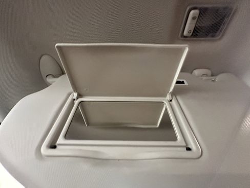 Used 2018 Ford EcoSport Titanium w/ Titanium Cold Weather Package image 17