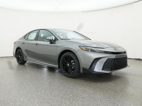 New 2026 Toyota Camry SE image 29