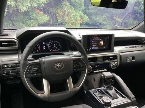 Certified 2026 Toyota Tacoma TRD Off-Road AWD/4WD image 10
